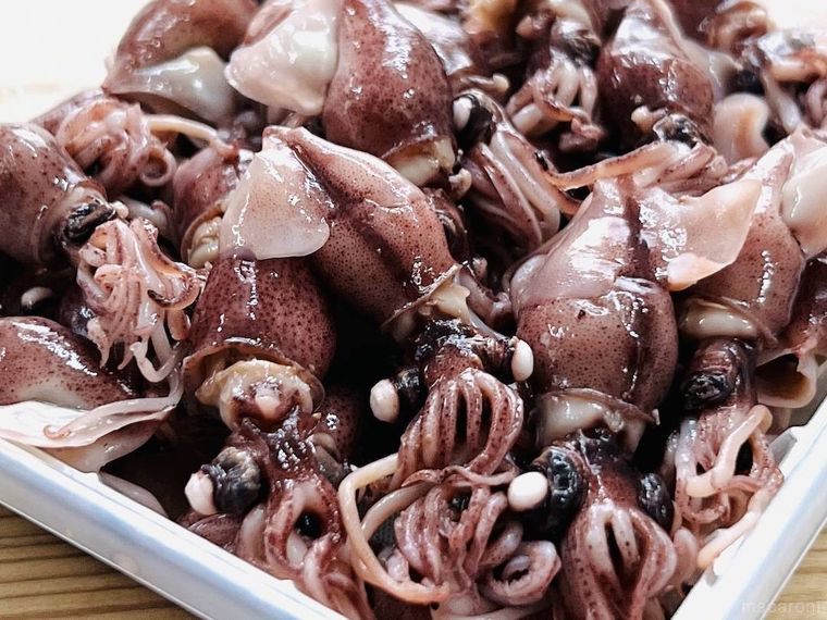 パックに入ったボイルほたるいか