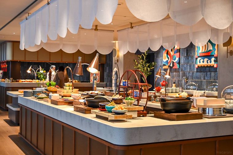 ブッフェダイニング