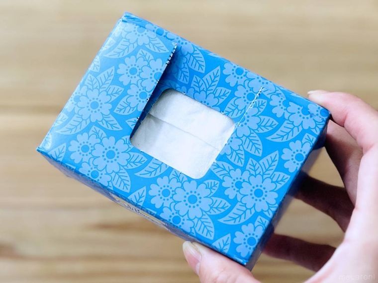 箱ティッシュの空箱で作ったポケットティッシュケース