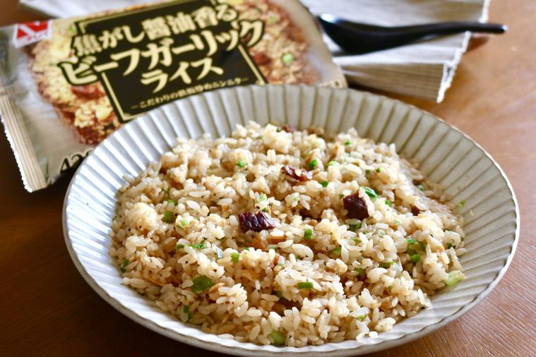 パッケージとガーリックライス