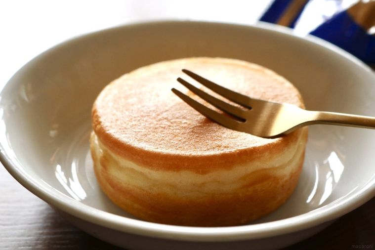 今川焼にフォークを置いている