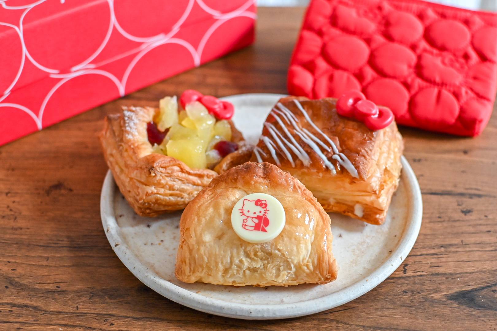 ハローキティコラボ！焼きたてカスタードアップルパイ専門店「RINGO