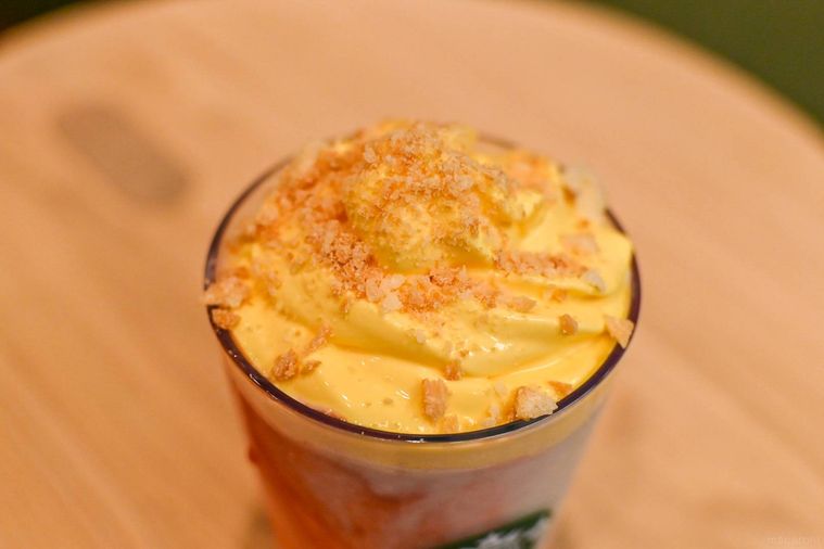 ドリンクのトッピングのアップ