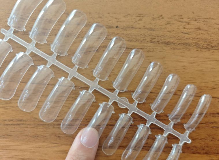 長さ出しチップフォームを使っている様子