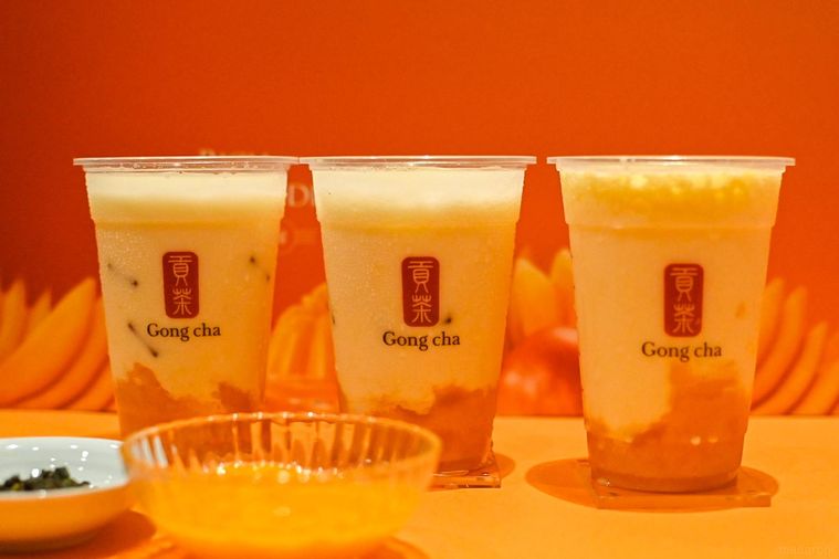 3種類のドリンクが並んでいるところ