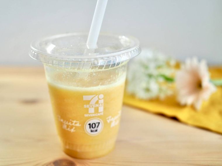 セブンイレブンフルーツミックススムージー