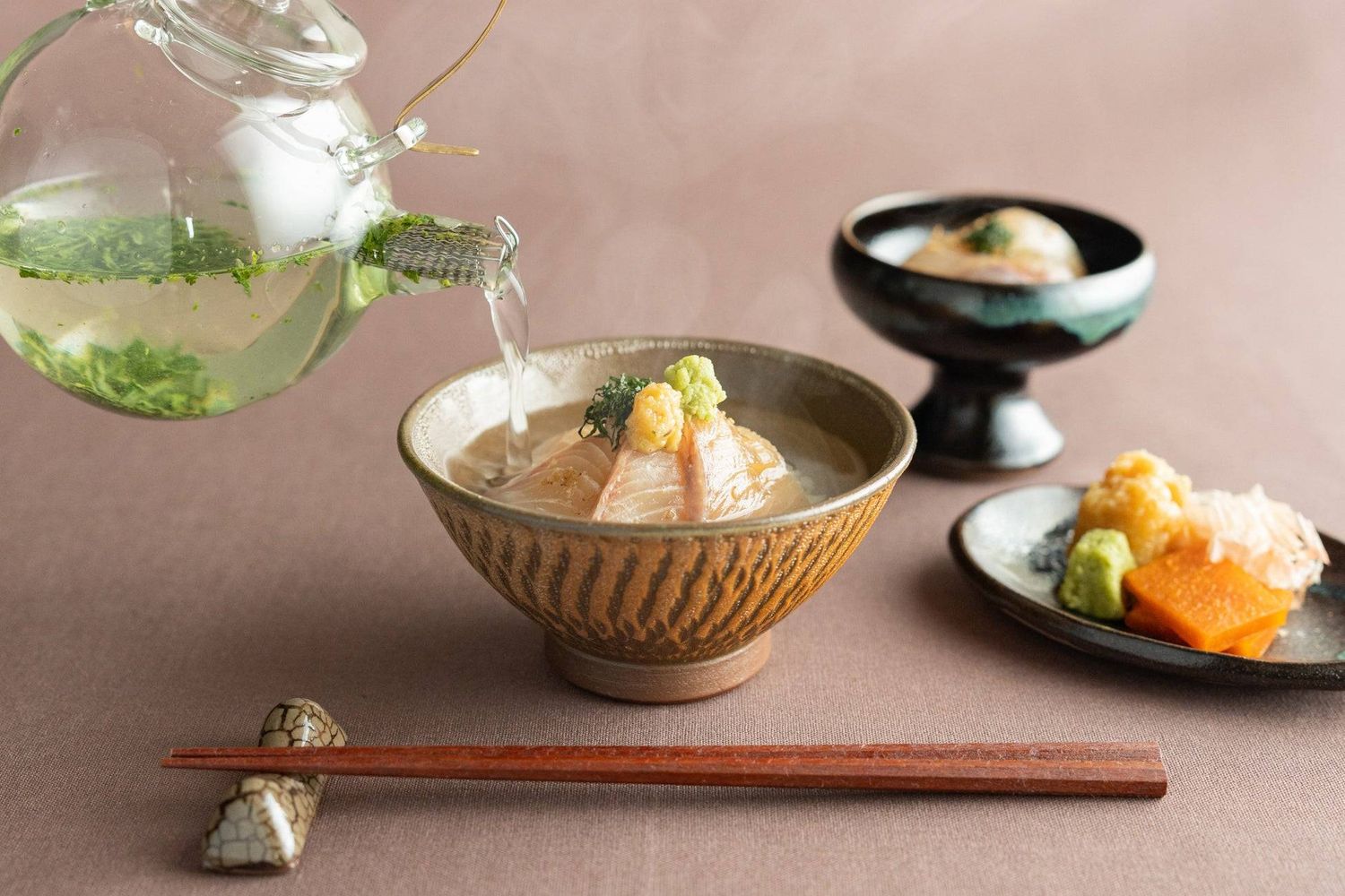 特徴2霧島茶の新茶で味わう、朝のお茶漬け