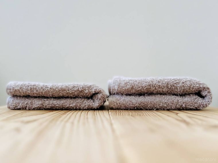 2枚のタオルを並べた様子