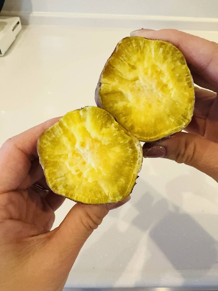 業務スーパーの蒸し芋