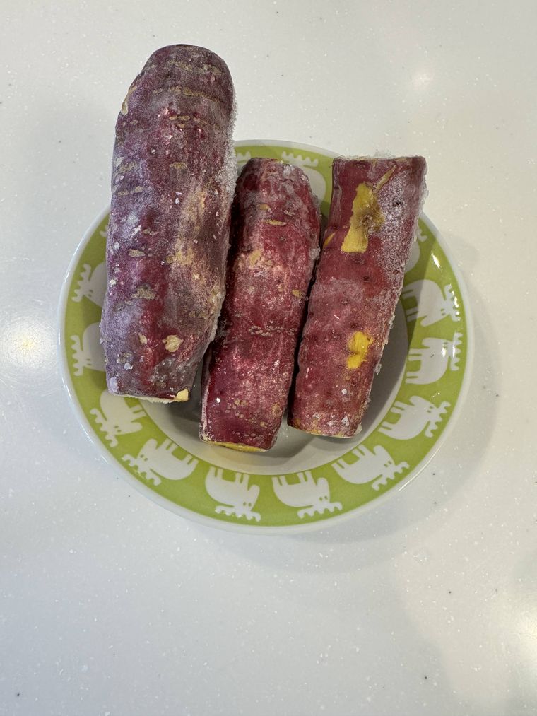 業務スーパーの蒸し芋