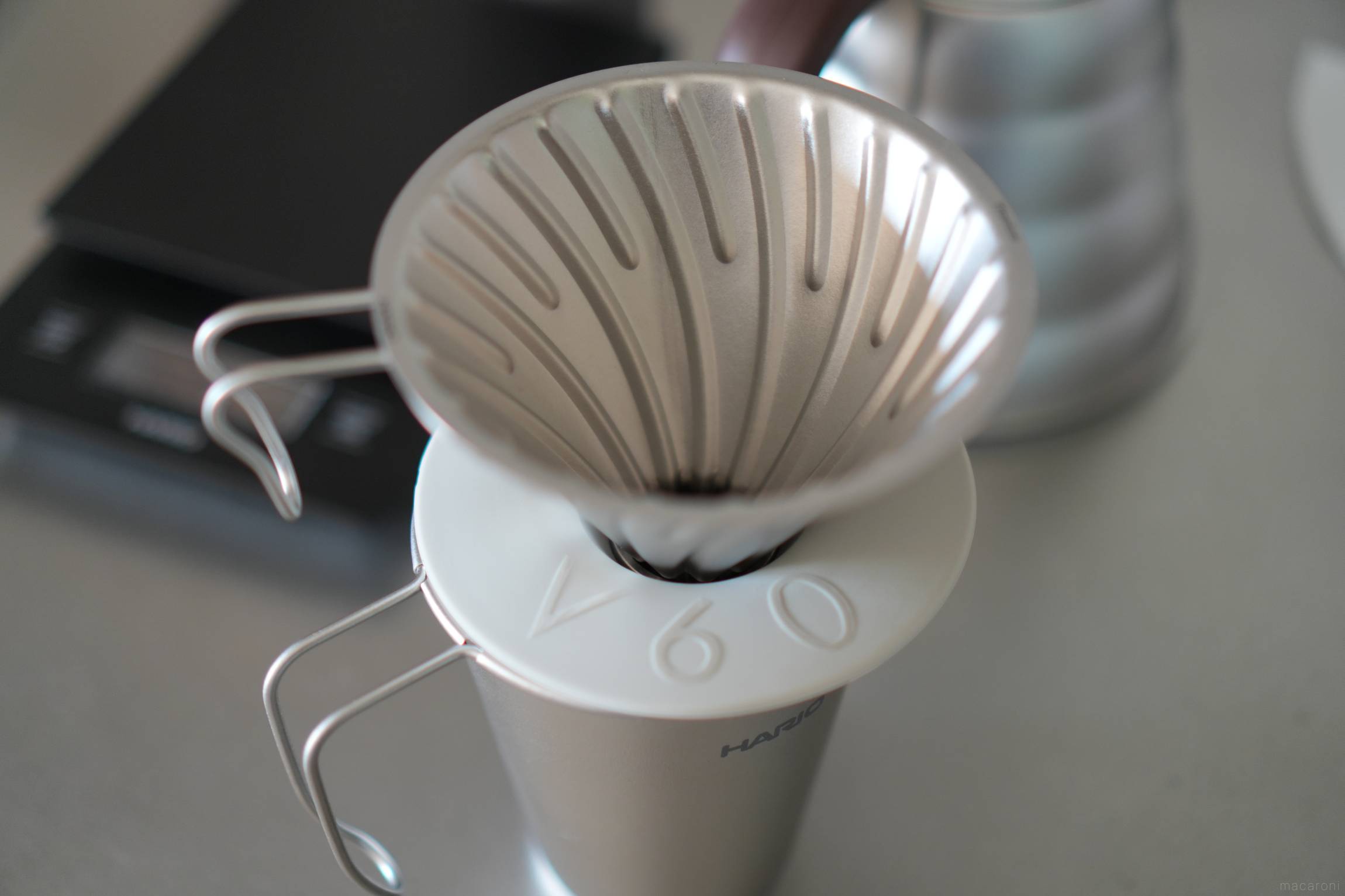 HARIO「V60」のチタンシリーズでコーヒーを淹れてみた。外でも使える