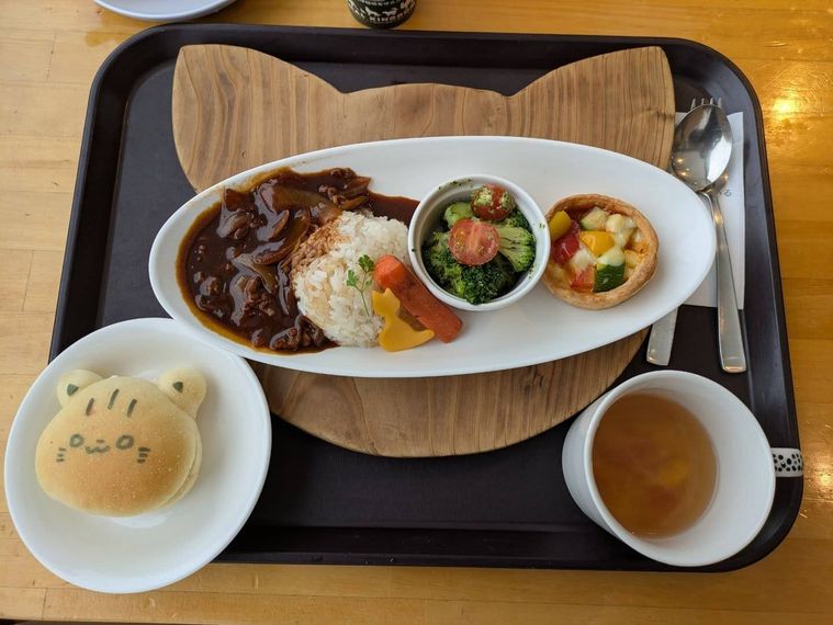 ヤマネコテラスのヤマネコランチヤマネコセット 