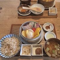 現地ライターが選ぶ丸の内で子連れランチするならここ個室ありや、ベビーカーOKのお店11選