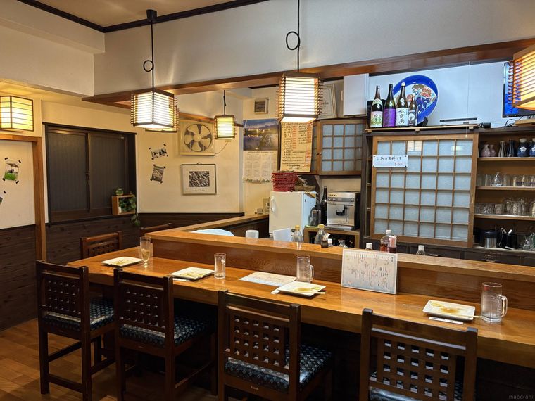日本料理 高浜の内観