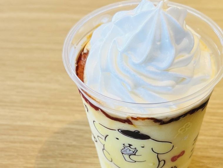 マクドナルドのポムポムプリンのクリーミ ープリンフラッペ