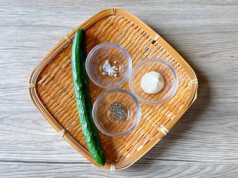 マヨ和えきゅうりの材料