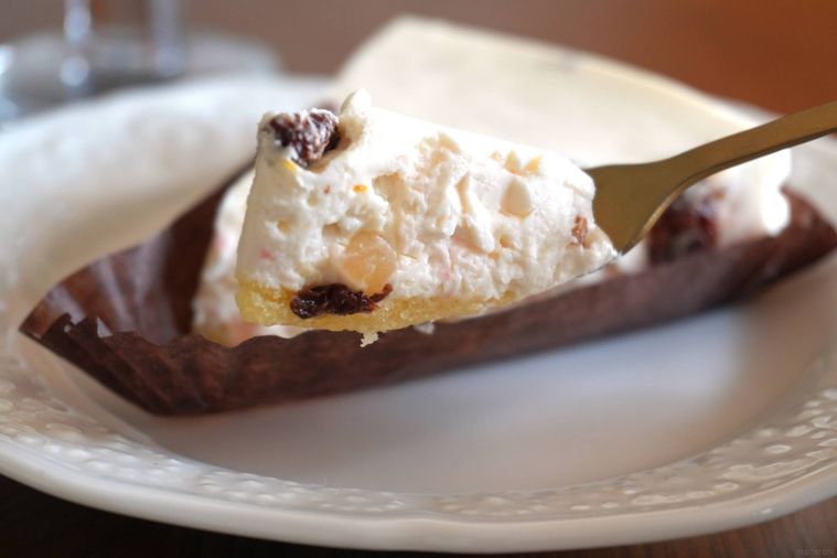 フォークでとったカッサータ