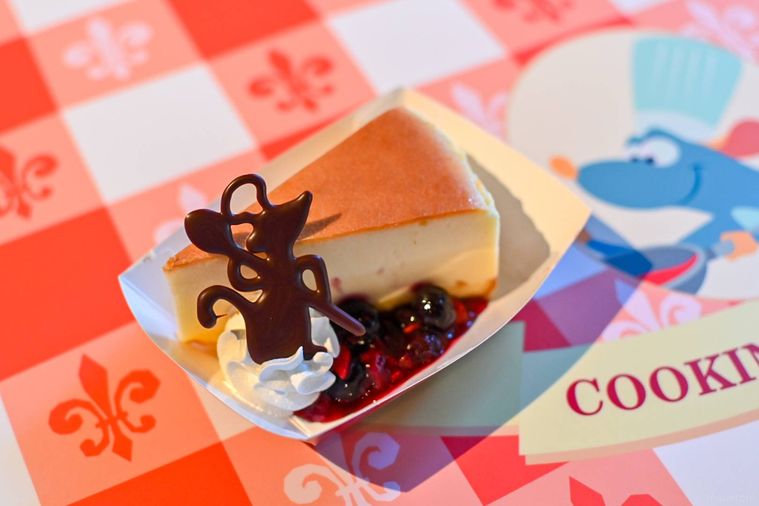 チーズケーキのアップ