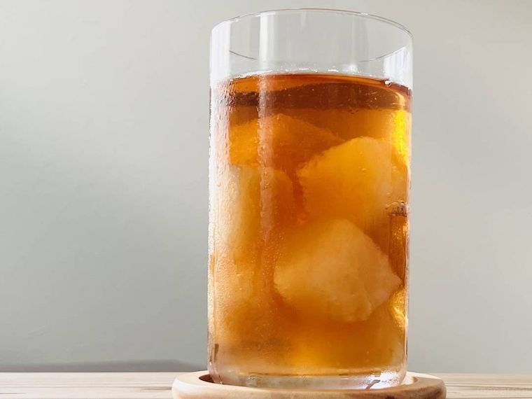 ジャム氷が入ったアイスティー