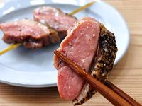 この完成度で198円ファミマあい鴨ロース串がSNSで注目度上昇中