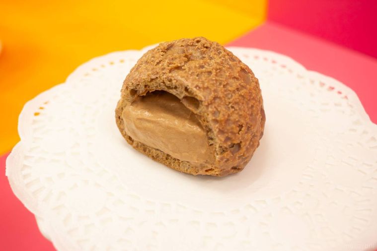 ファミリーマートザクほろシューチョコクリーム