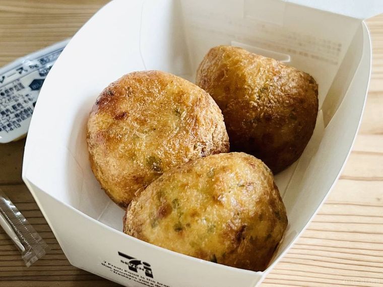 セブンイレブンの揚げたこ焼き 3個入り