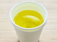 急須なしお茶を淹れられる紙コップを使う方法に覚えておいて損はなし