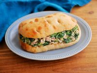 SNSで話題スピナッチサンドの再現レシピ。カフェの味をたった15分で