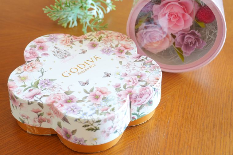ゴディバのマザーズデー スペシャルギフトのパッケージ