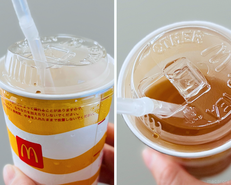 マクドナルドのドリンクを手で持っている様子