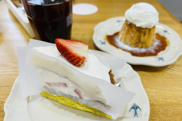 ショートケーキとプリン