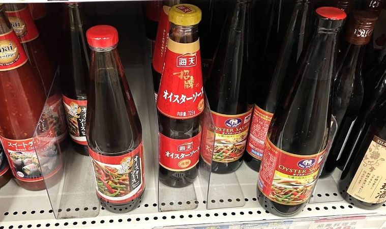 業務スーパーのオイスターソース売り場