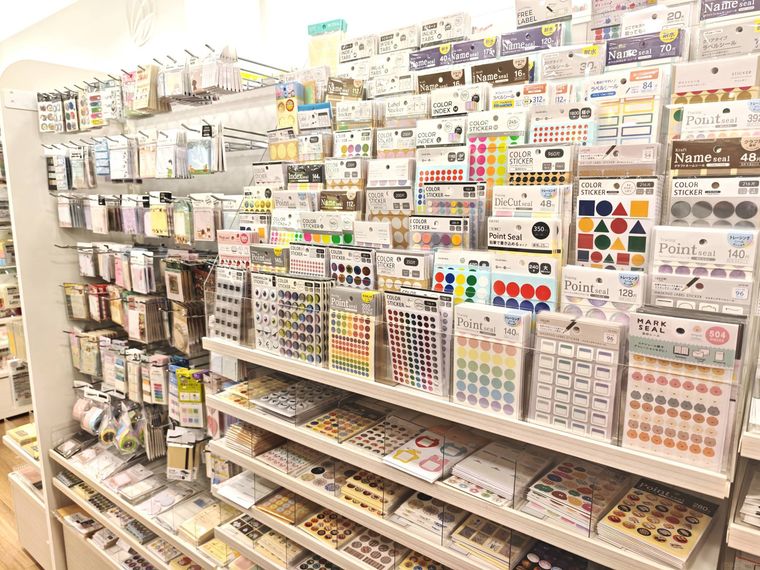 セリアの文房具コーナー