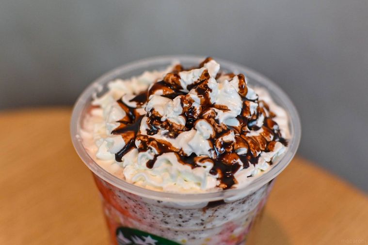 ドリンクのトッピングのアップ