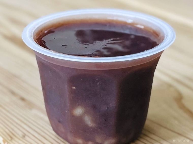 カルディの北海道産小豆使用 雑穀入りぜんざいを開封した様子