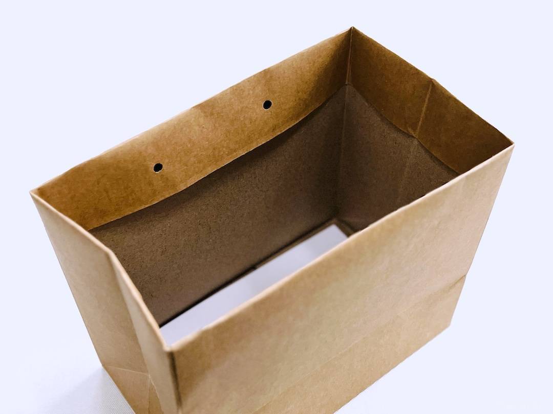 捨てなくて正解。「いつか使うかも」で取っておいた紙袋の便利な使い道