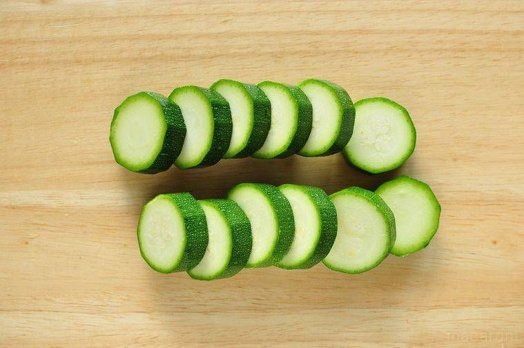 輪切りのズッキーニ