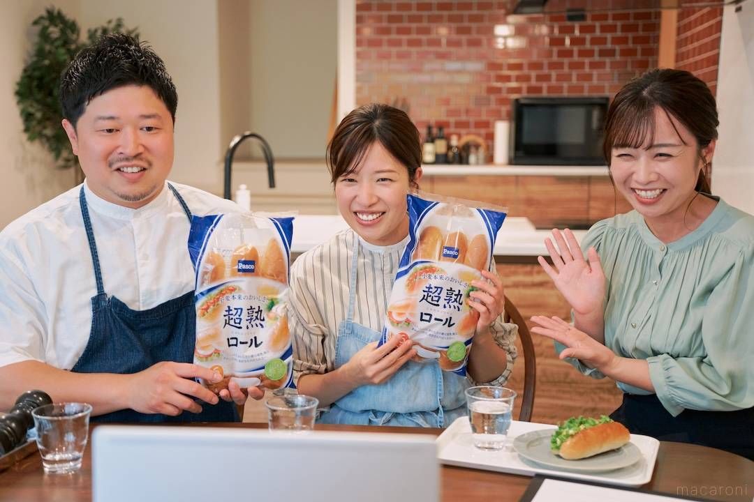 座談会イベント中のぐっち夫婦