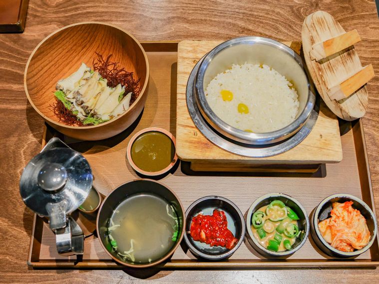 WOOMOOLZIPのアワビ釜飯