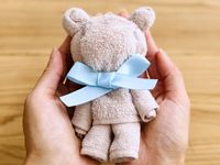 タオルを巻くだけ。針も糸もいらない1分で完成するテディベアが想像以上にかわいい