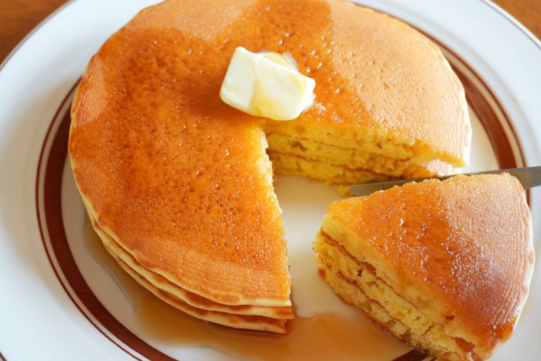 シロップが染み込んだパンケーキ