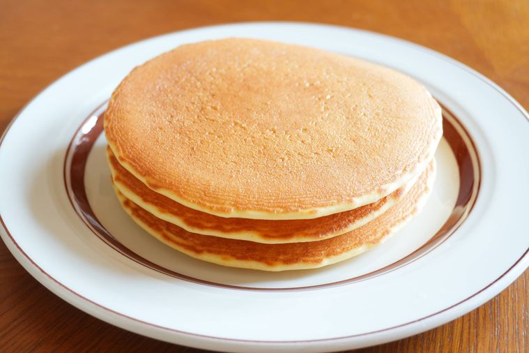 シロップをかける前のパンケーキ