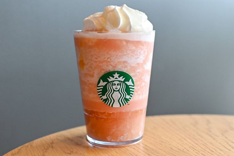 フラペチーノを正面から