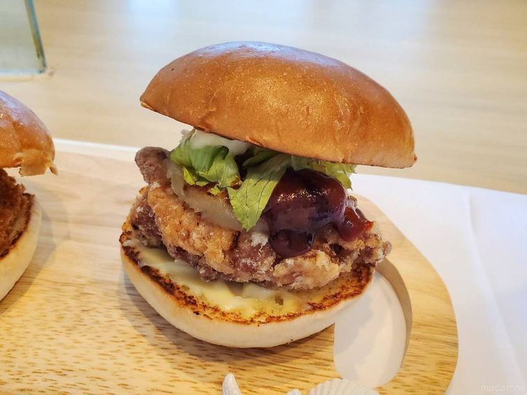 ゼッテリアBBQ パインチキンバーガー