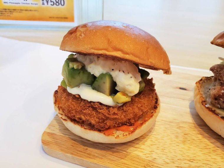 ゼッテリアハワイアンアボカドえびバーガー