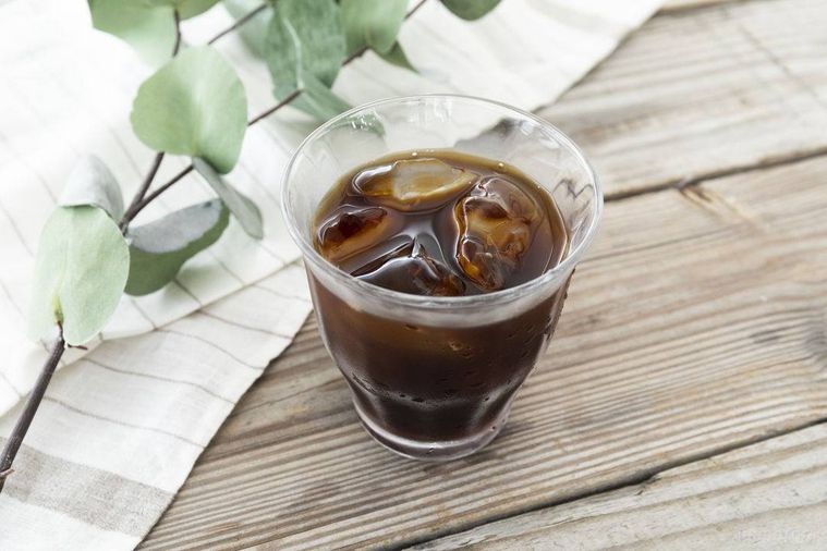 グラスに入ったアイスコーヒー