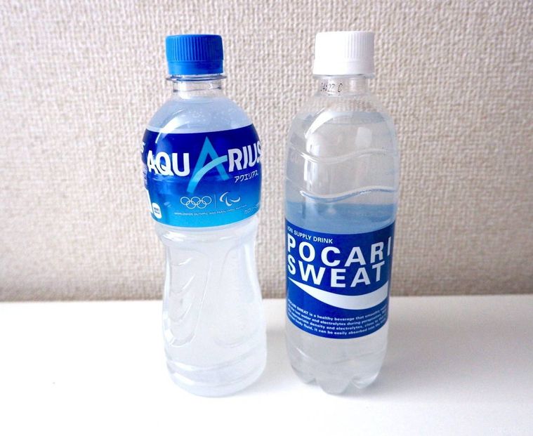 ペットボトル入りのスポーツ飲料