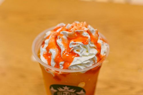 ドリンクのトッピングのアップ