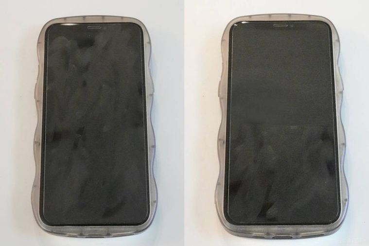 画面が汚れたスマートフォンと拭き上げたあとの様子