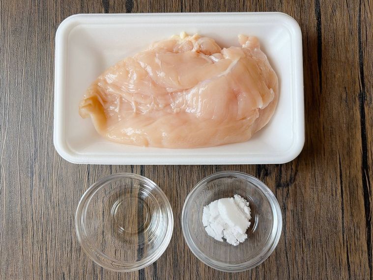 蒸し鶏の材料